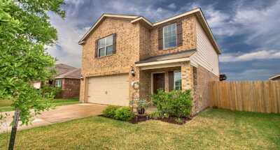 Golden-Eagle_Front-of-home_web