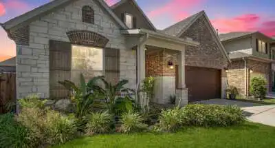 Lorca-Primary---Dusk_web