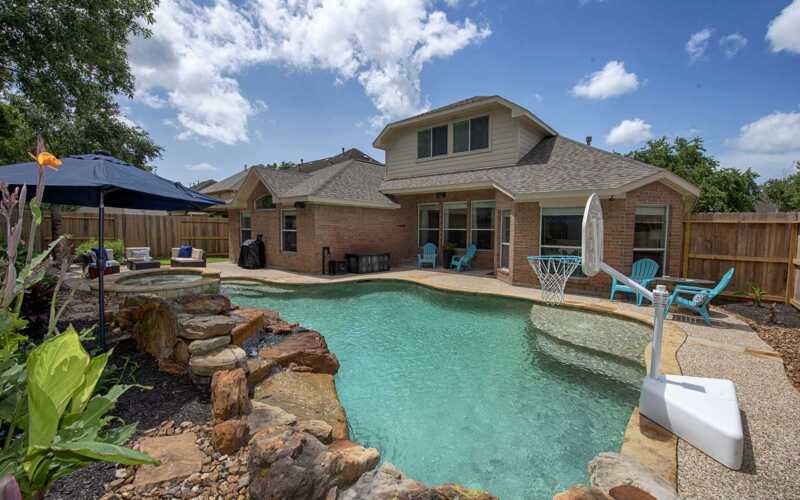 Waveryly-Canyon-Back-Yard-Primary_web