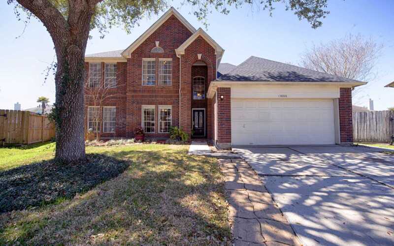 Serenity-Cove-Primary_web 16926 Serenity Cove Cir