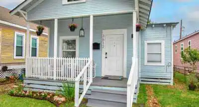 3612-Avenue-N-1-2_web 3612 Avenue N 1/2