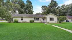 126 Byron St