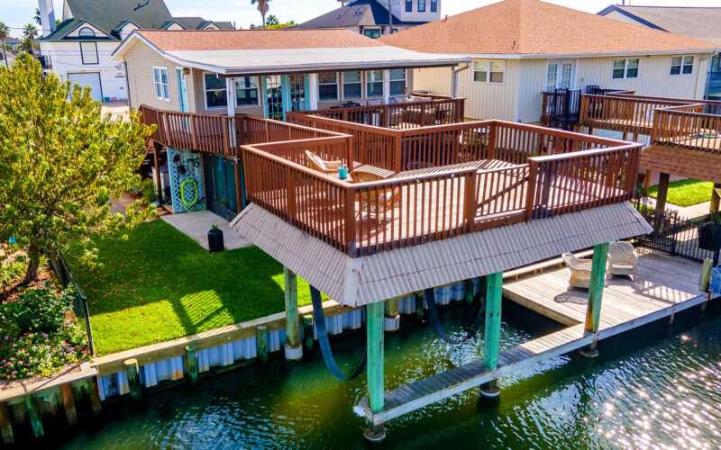 472 Pompano St