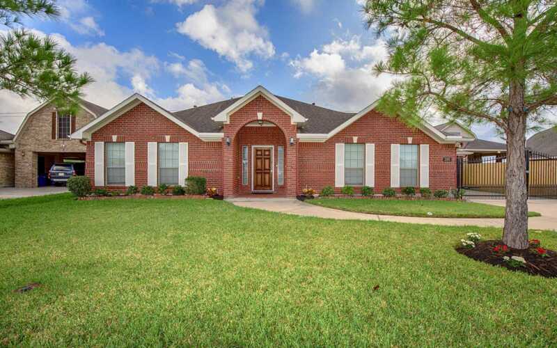 2105 Eagar Rd