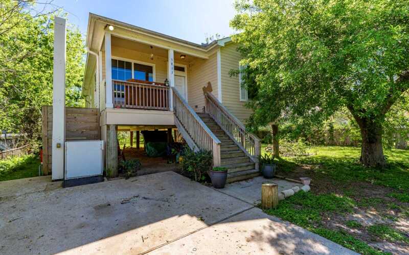 5813 David St