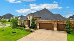 27419 Haywood Ln