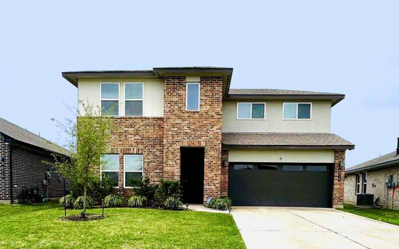 8214-Brahman-Ln_web 8214 Braham Ln