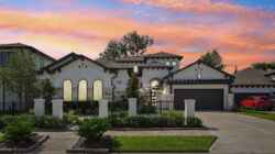 8914 Orchard Cv