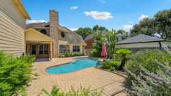 2413 Guilbeau Ln