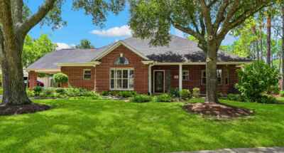 331 Creekside Dr