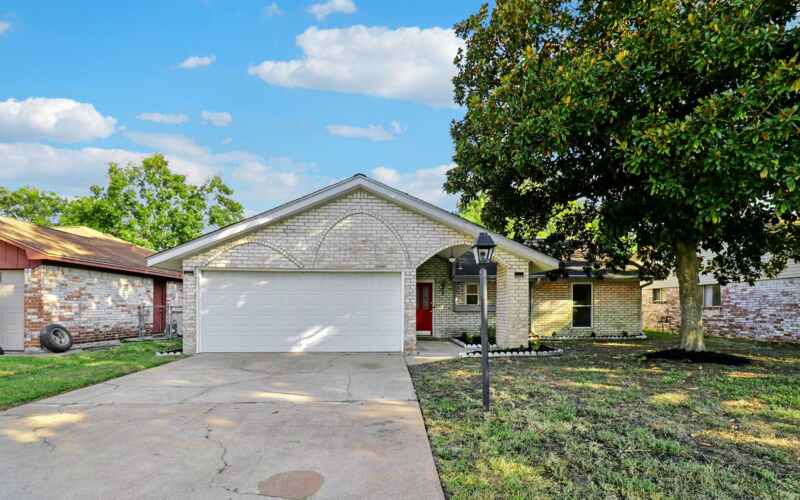11118 Cedarview Ln