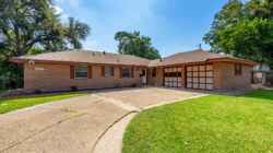 2511 Meadow Ln