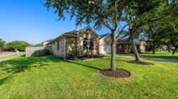 301 Lark Hollow Ln