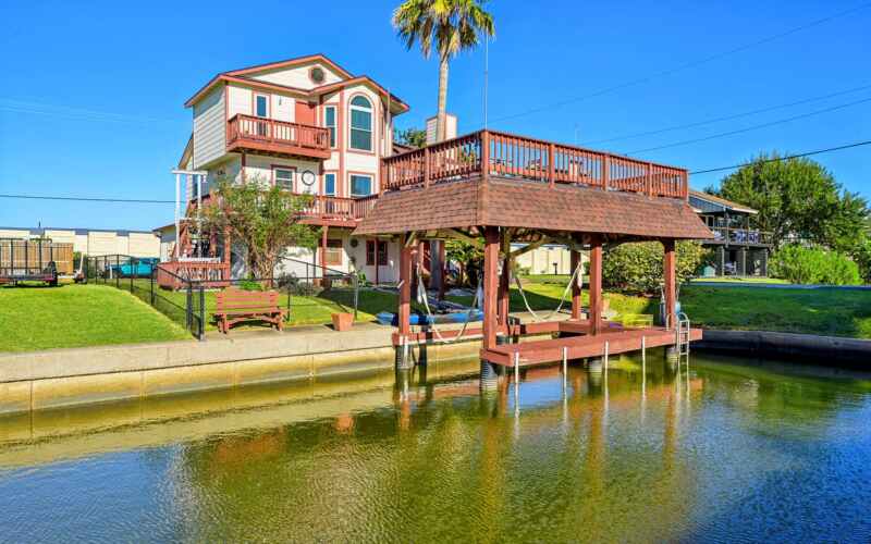 12-N-Omega-St_web 12 N Omega St