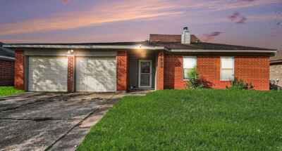 1339-Macclesby-Ln_web 1339 Macclesby Ln