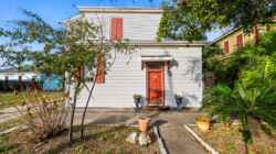 1211-33rd-St_web 1211 33rd St