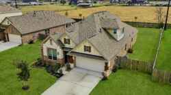 15014-Lake-Shore-Ave_web 15014 Lake Shore Ave