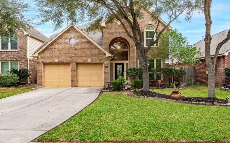 3106 Rock Brook Falls Ln