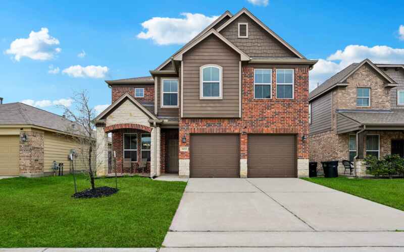 3022-Bugatti-Dr_web 3022 Bugatti Dr