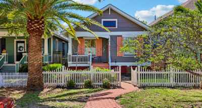 815-Winnie-St_web 815 Winnie St