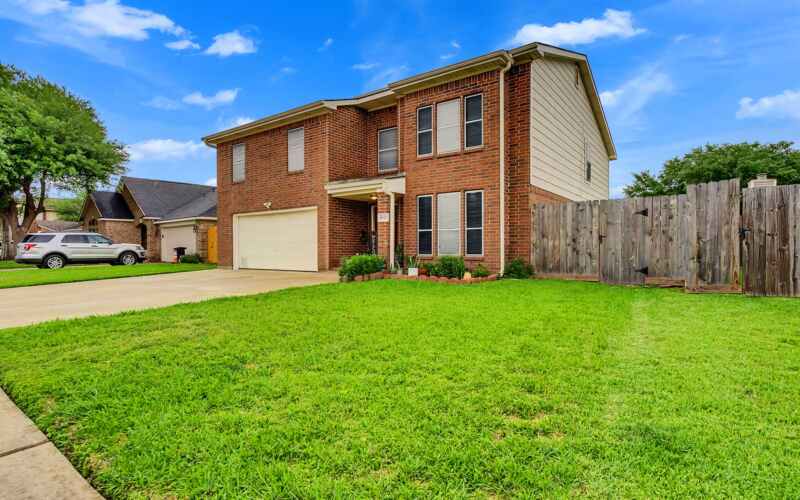 10027 Glenkirk Dr