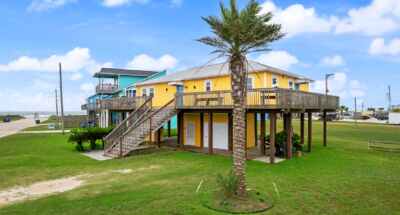 125-Bay-Ave_web 125 Bay Ave