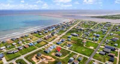 818-Surf-Dr_web 818 Surf Dr