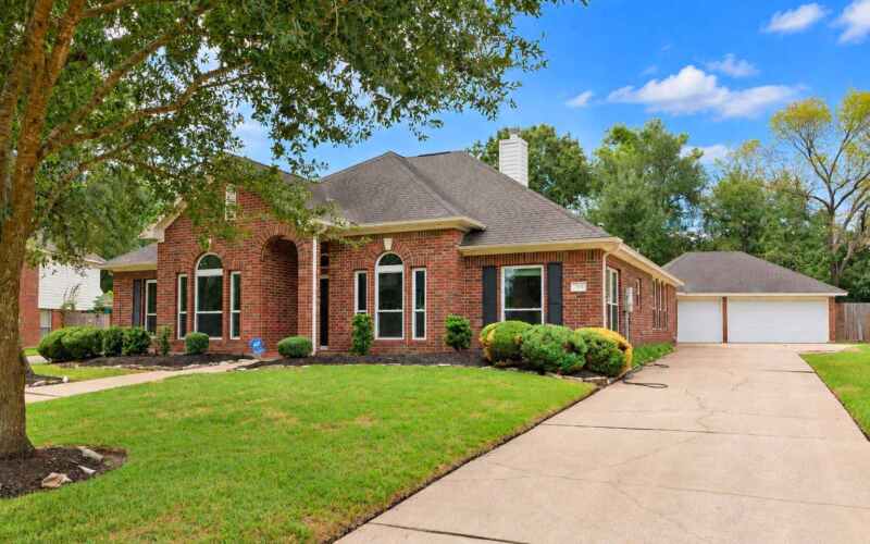 304-Melodywood-Dr_web 304 Melodywood Dr